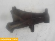 Кронштейн переднего бампера правый