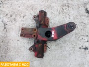 Кронштейн передней рессоры правый