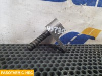 Гайка распределительной шестерни