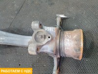 Кулак поворотный правый