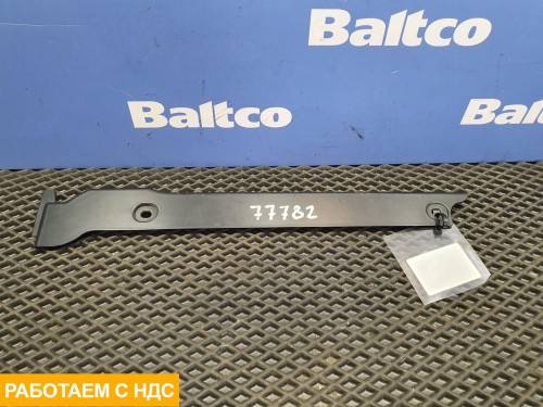 Обшивка стойки лобового стекла правая